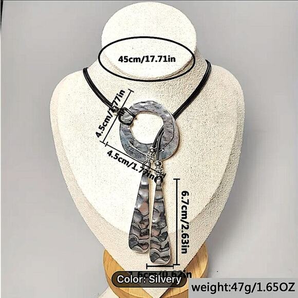 Vintage Celtic Statement Necklace, Bohemian, Boho, Tribal Toggle Hammered - Picture 6 of 6